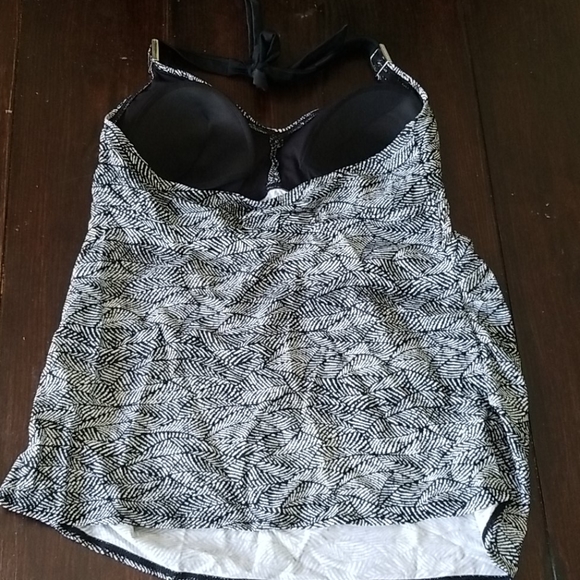 NWOT Maternity Tankini Top  Halter - Picture 8 of 12